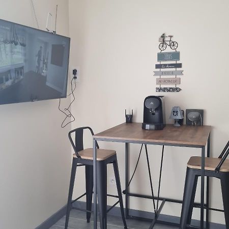 Chambre Avec Piscine Partagee Marcorignan Exterior foto